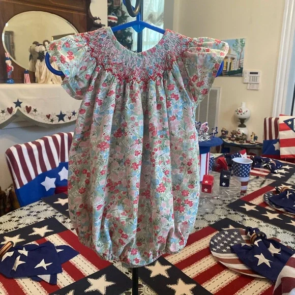 Isabel Garreton Smocked Infant Girls Romper size 24 months - Picture 14 of 16